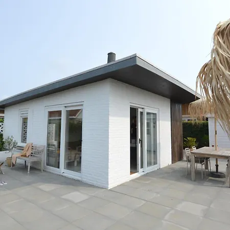 Casita Aan Zee Holiday home *