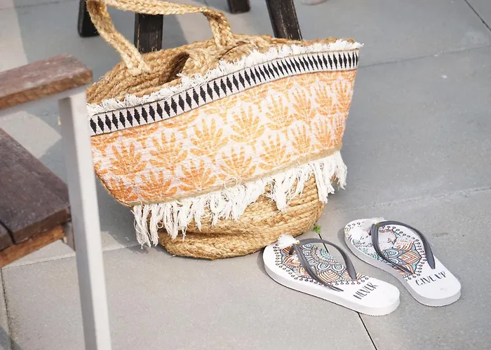 펜션 Casita Aan Zee 우도르프