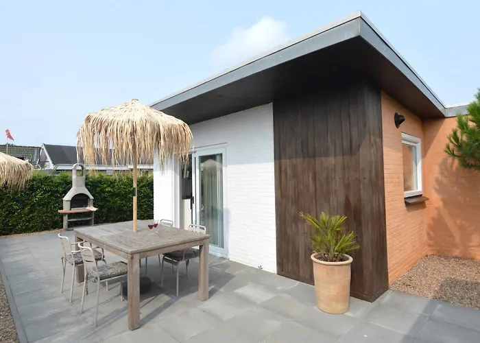 Casita Aan Zee * 우도르프