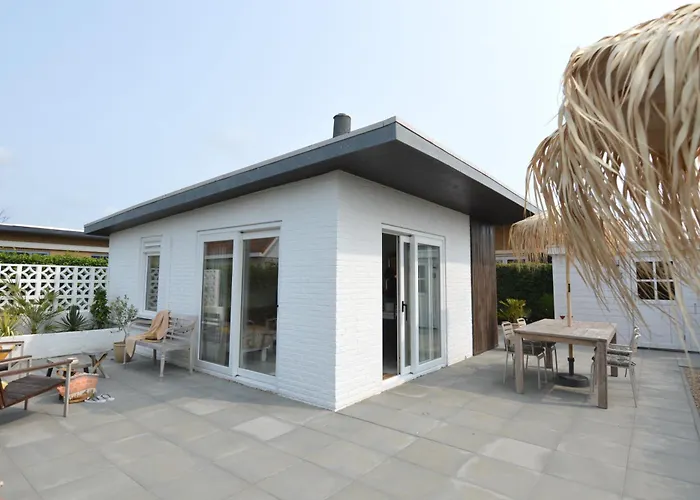 Casita Aan Zee 펜션 *